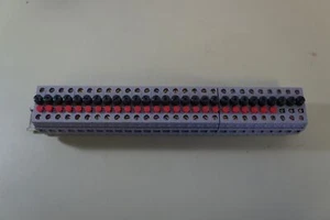Lot of 28 Entrelec MB/12 Fuse Holders on rail - Picture 1 of 5
