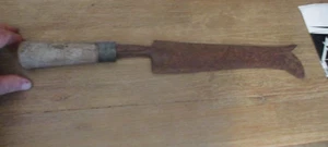 Ancien Outil Fer Forgé Serpe Paysan Cantonnier Tailler Haie Buissons Défricher - Picture 1 of 7