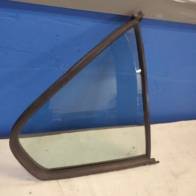 92-98 BMW E36 318 325i 328i M3 SEDÁN PUERTA TRASERA DERECHA CUARTO ESQUINA VENTANA CRISTAL Foto 1 de 4