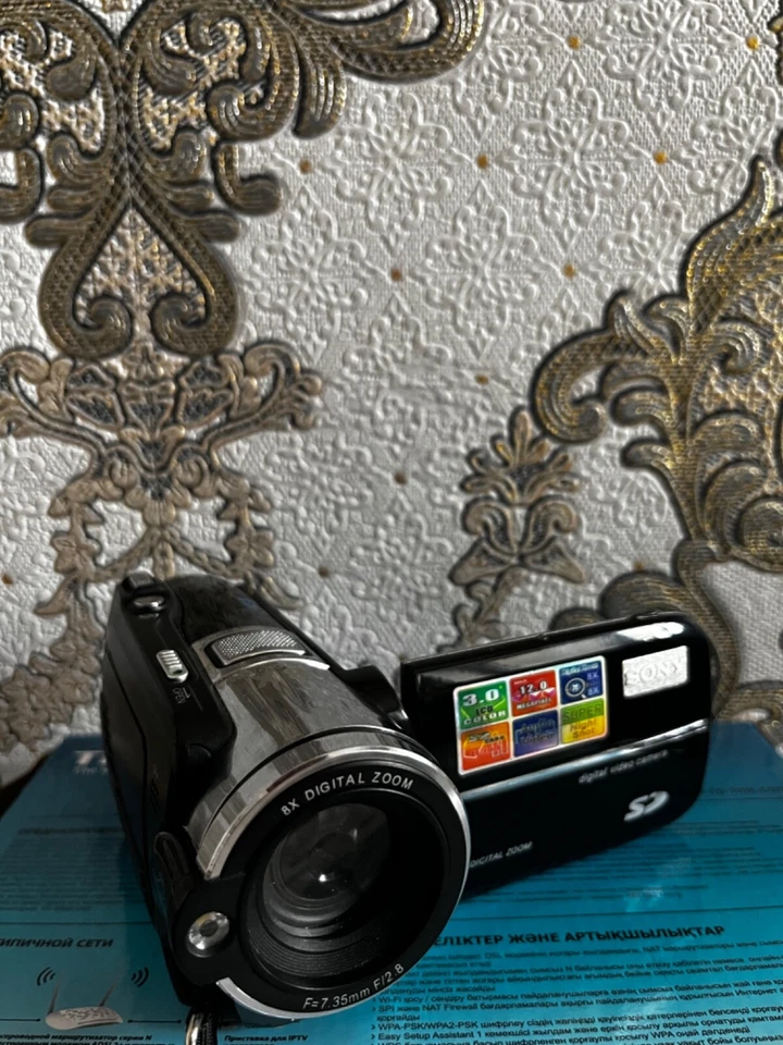 Видеокамера handycam sony 12,0 мегапикселя 8 ГБ - Изображение 1 из 4
