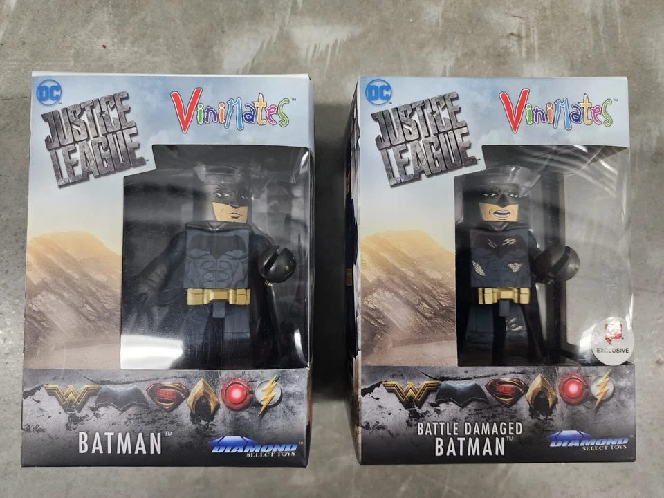 DC Justice League Vinimates Battle Damaged Batman & Batman Bundle - Image 1 of 4
