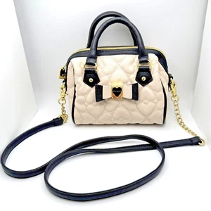 Betsey Johnson Quilted Heart Crossbody Bag  Bow Gold-Tone Hardware Beige Black - Picture 1 of 19