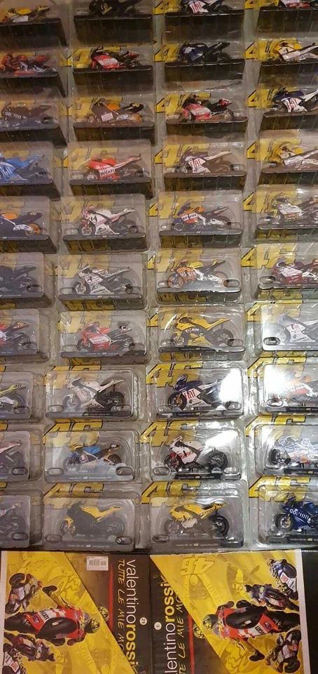 VALENTINO ROSSI TUTTE LE MIE MOTO IN SCALA 1:18 - COLLEZIONE VINTAGE - 46 - Immagine 1 di 1