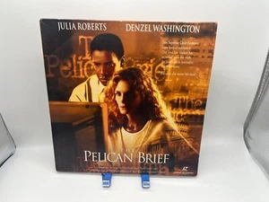 "The Pelican Brief" Widescreen Edition Laserdisc LD - Julia Roberts - Picture 1 of 3