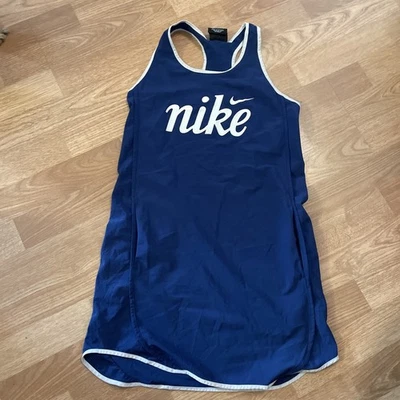 Vestido Tenis Atlético Nike Jóvenes Niñas L Azul Marino Espalda Corredora Sin Mangas Foto 1 de 4