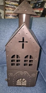 Braune Metall Haus/Kirche Form Schablone ausgeschnitten Laterne Dekor - Bild 1 von 3