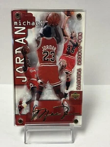 99 Michael Jordan Upper Deck 24Kt Gold Signature 2120/2300 Career Tribute Card - Picture 1 of 4
