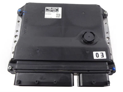 Centralina motore Toyota RAV4 III 2.2 D 4WD 89661-42C10 - Immagine 1 di 3