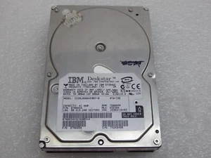 IBM DeskStar 3.5" Hard Drive IC35L040AVER07-0 41GB 7200rpm ATA/IDE 07N6654 - Afbeelding 1 van 4