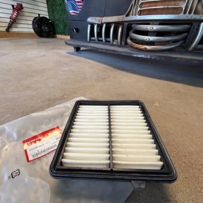 (1) genuine OEM 17220-RBO-000 Honda Fit 1.5L 2009-2013 - Image 1 of 4