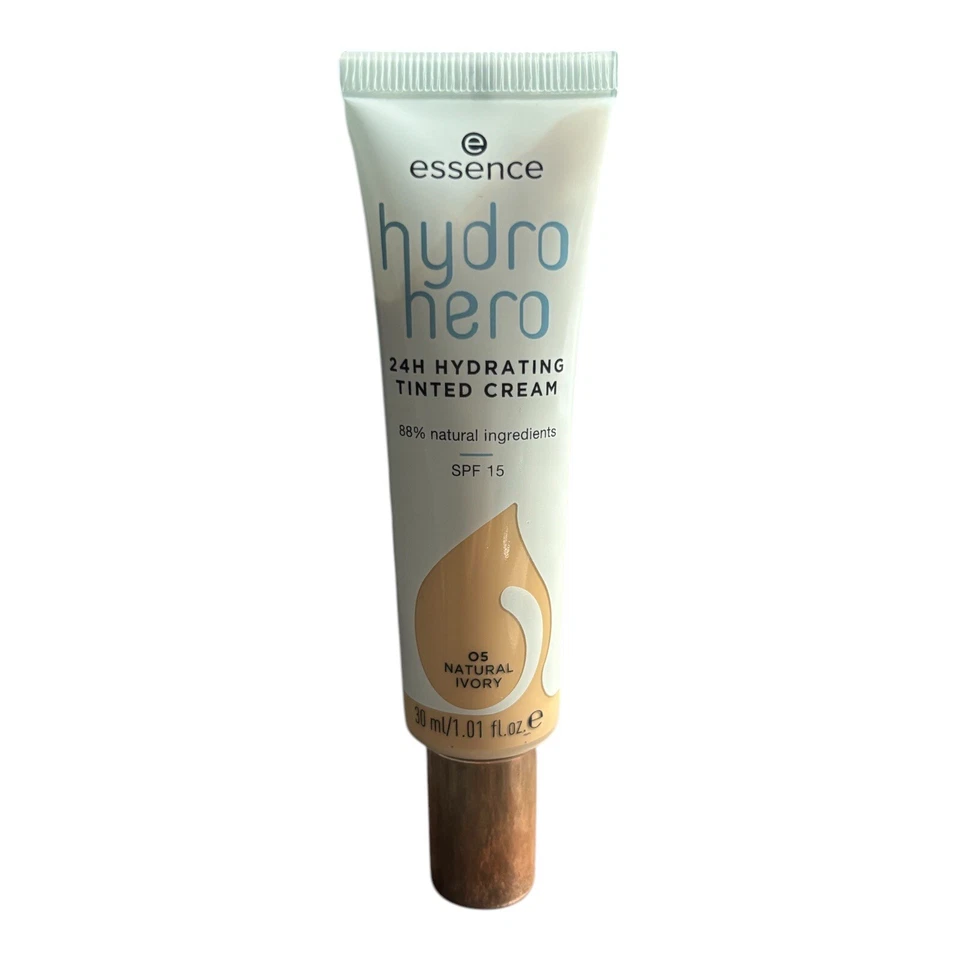 Essence Hydro Hero 24H Hydrating Tinted Cream - 05 Natural Ivory - 30 ml