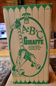 1998 Fisher-Price/Toy Town USA and the Buffalo Zoo " ABC Giraffe " 16A - Picture 1 of 7