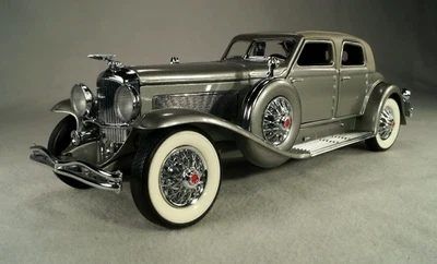 Duesenberg SJ Torpedo Twenty Grand 1933 fundido a presión por Franklin Mint escala 1/24 Foto 1 de 4