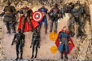 Marvel Legends Loose Lot Of 8 Figures MCU Avengers Captain America Iron Monger  - Picture 1 of 3