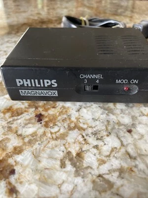 Philips Magnavox RF Modulator Video Converter Gaming TV Switchbox PM61138 Works - Image 1 of 2