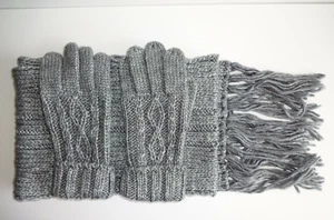 3 Piece Vintage Scarf & Gloves Set 1980s Shopko Womens Grey Acrylic Wool Taiwan - Picture 1 of 3