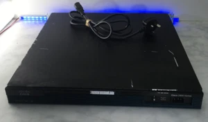 Cisco 2901 Router Cisco2901 FREE UK P&P #E-1C - Picture 1 of 3