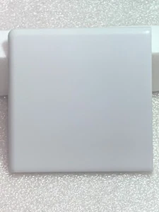 Neu (NOS) Florida Keramikfliese Perle 4 3/8" x 4 3/8" matte Ecke - Bild 1 von 6