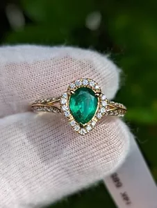 14k Gold "5th Avenue" Emerald & Diamond Ring Brand New With Tag & Certificate - Picture 1 of 12