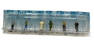 Life-Like Model Train Scenery People Man Woman Pack Set No 1606 - Neu - Versiegelt - Bild 1 von 2