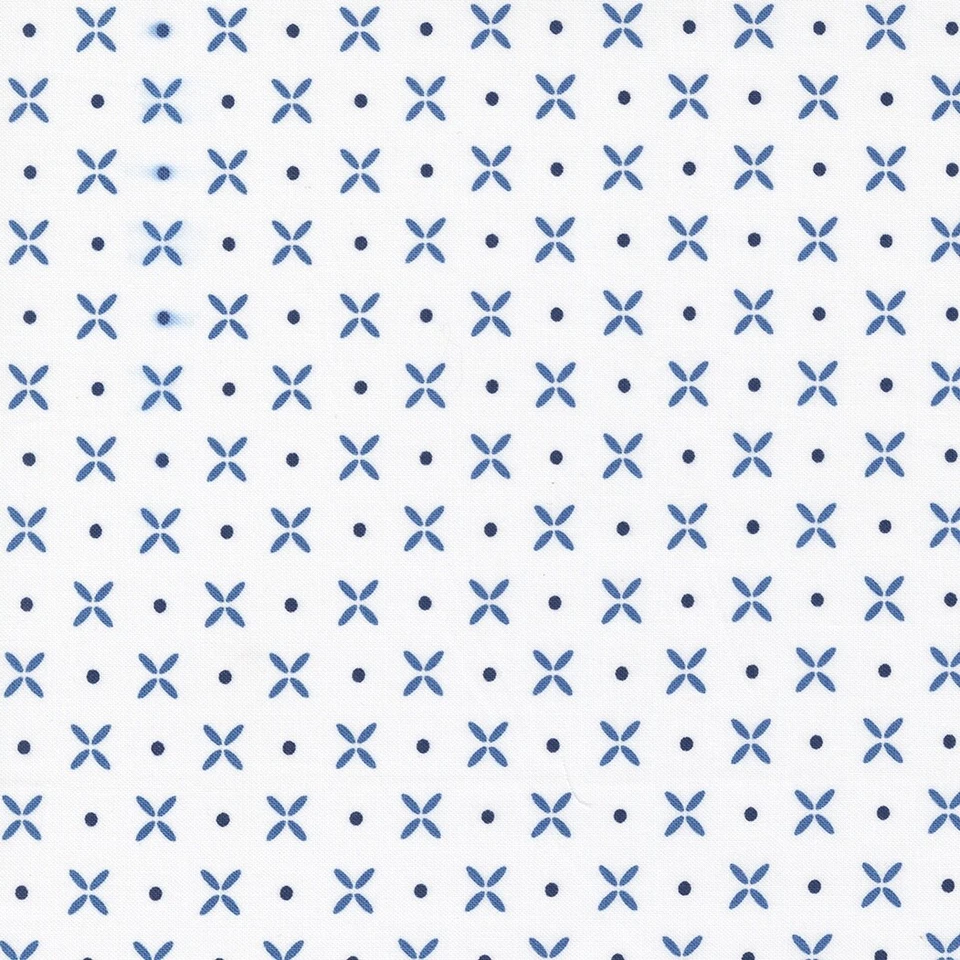 Simply Delightful Orange Peel Blenders Off White with Blue by Moda 1/2Yard - Image 1 of 1