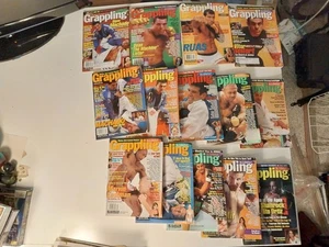 Martial Arts Legends Vintage Grappling Magazines Lot of 14 Early 2000s - Imagen 1 de 4