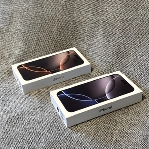 iPhone 16 Pro Max Empty Box - Photo 1 sur 1