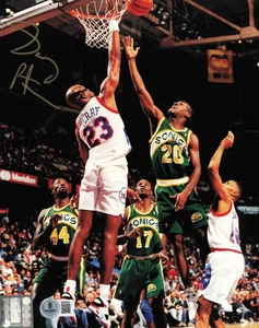 Gary Payton Autographed 8x10 Photo Seattle Supersonics Beckett BAS QR #BS36810 - Picture 1 of 2