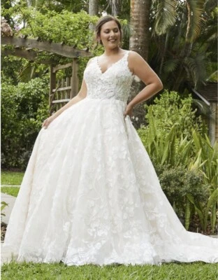 Christina Wu A-line Plus Size Bridal Gown 29402 -Size 26 - Image 1 of 4