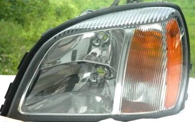 2000-2005 Cadillac Deville Left Headlight Assembly  - Image 1 of 2