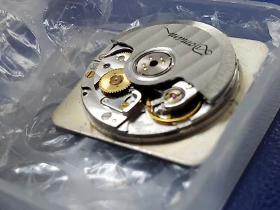 PIAGET Frederic  951 NOS Vintage Automatic Watch Movement Working (2238) - Image 1 of 4