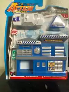 Action Team Police Station Diecast Metal and Plastic Play Set 5 Pieces NIB - Picture 1 of 1