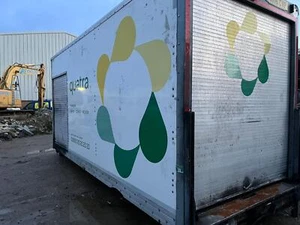 18FT BOX BODY/STORAGE CONTAINER WITH DRAINAGE FOR SALE - Picture 1 of 4