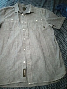 Vans Classic Fit Denim Button shirt Men's Size Medium M Skate Short Sleeve - Picture 1 of 2