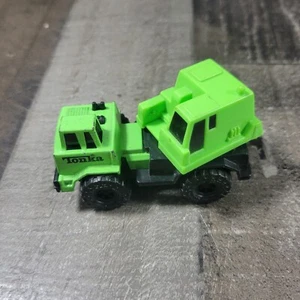 Camion giocattolo vintage 1994 Tonka verde pressofuso e plastica veicolo da costruzione fattoria - Foto 1 di 6