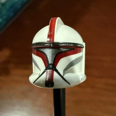 LEGO Star Wars Clone Trooper Captain Minifigure HELMET (sw0492) 61189pb17 1D - Image 1 of 4