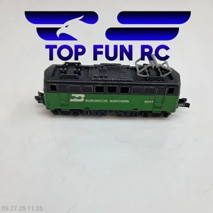 Hot Wheels 8001 Burlington Northern Vintage Trolley Car - Picture 1 of 5