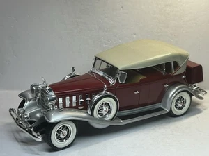 Anson 1932 Cadillac Sport Phaeton V-16 Burgundy/Silver 1:18 Die Cast #30383 - Picture 1 of 12