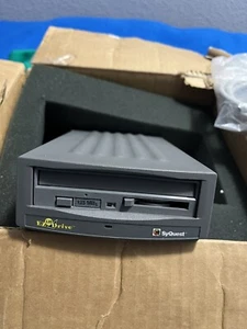 SYQUEST 135MB 3.5 SCSI INTERNAL - Afbeelding 1 van 5