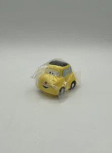 Disney Pixar Cars Luigi gelb Fiat Antenne Topper - Bild 1 von 4