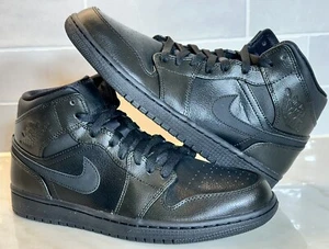 Jordan 1 Mid Black - 554724-030 Size 9.5 - Picture 1 of 8