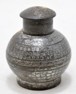 Vintage Iron Metal Small Salt & Pepper Shaker Original Old Hand Crafted - Picture 1 of 6