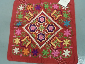 Pottery Barn red Romania Floral Embroidered sofa throw chair Pillow Cover 18x18 - Picture 1 of 2