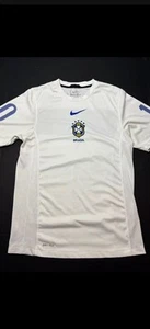 Maglia calcio Brasile 2010 away camiseta brasil maglia bianca Nike taglia S - Foto 1 di 7