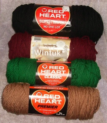 4 SKEIN RED HEART BLACK GREEN NUTMEG WINTUCK CLARIET YARN 4 OZ EACH NO SHRINK - Image 1 of 4