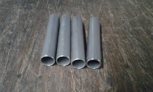 4 Stück Stahlrohr innen ca. 11 mm, außen ca. 13 mm, ca. 68 mm lang - Bild 1 von 1