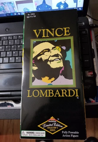 Green Bay Packers 1998 Vince Lombardi LE 9" inch Action Figure NIB /7,400 rare Cover