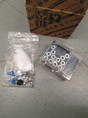 GENUINE MOPAR JEEP CHEROKEE KL 2015 ABS CONTROL MODULE 68304222AA - Image 1 of 2