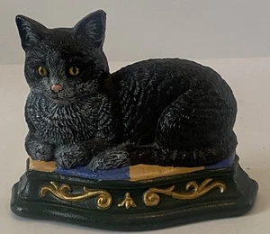Vintage ~ Wright Studios Cast Iron ~ Lying Tuxedo Cat ~ Door Stop ~ Heavy - Picture 1 of 8