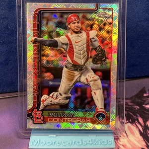Willson Contreras 2025 Topps Chrome Logofractor #82 St. Louis Cardinals - Picture 1 of 2